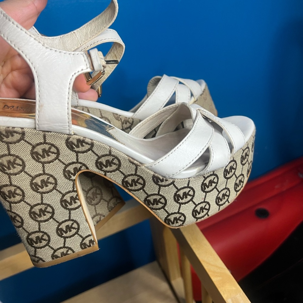 Michael Kors White and Brown Platform Heels Sz 8.5 Cute Womens